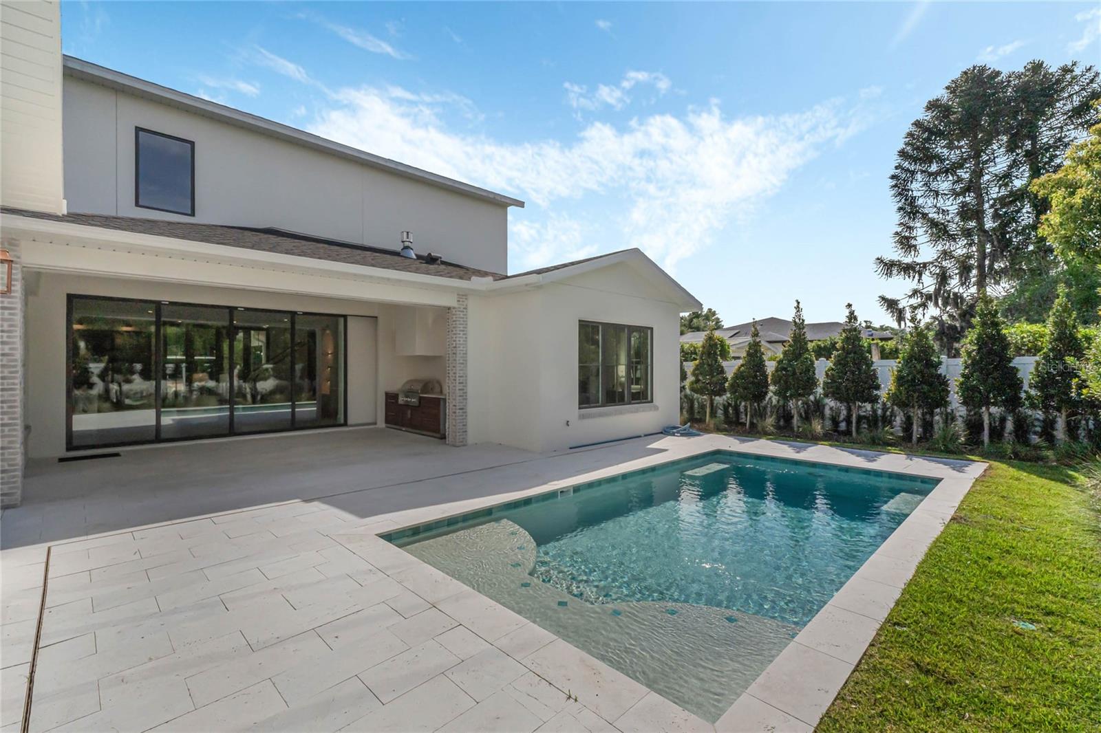 V H MUSSELWHITES SUB - Residential