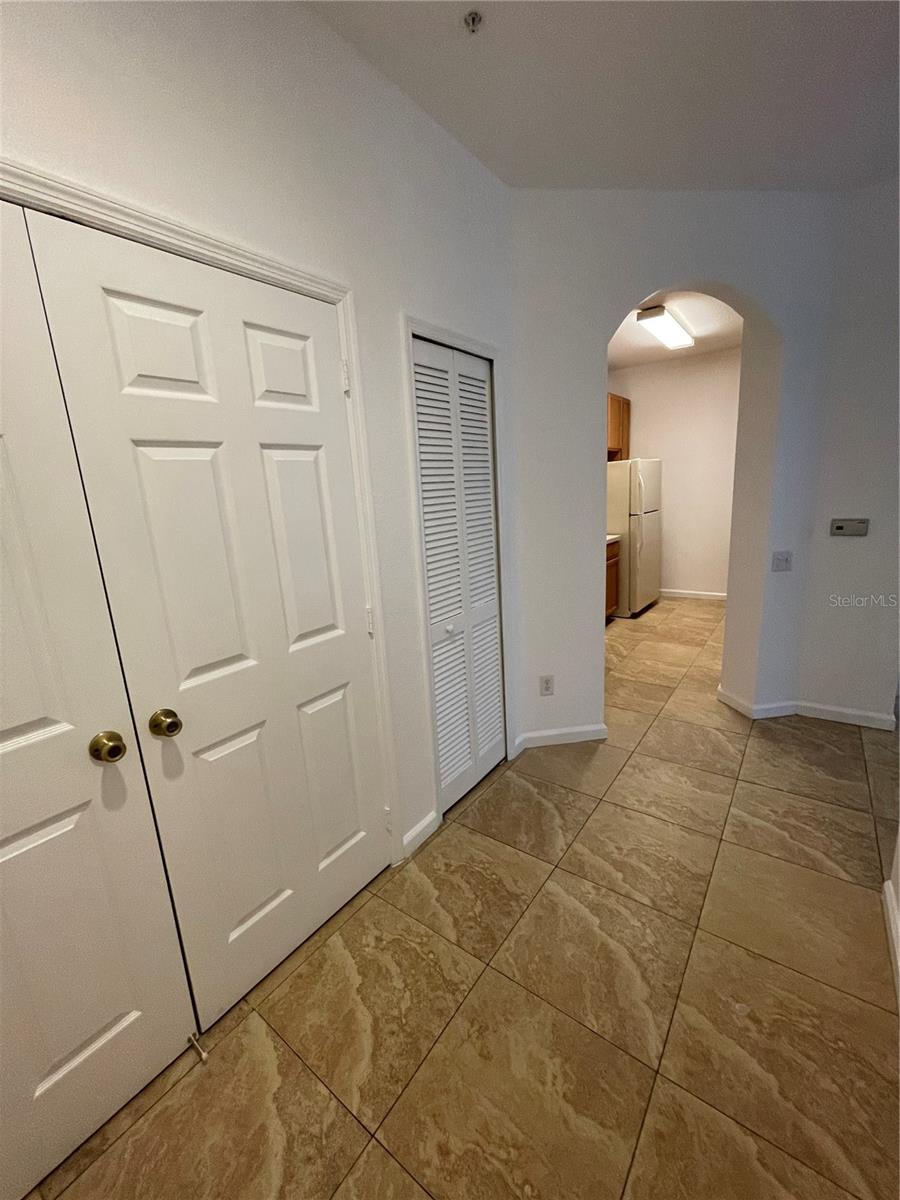 HORIZONS/STONERIDGE PLACE PH 03 - Residential Lease