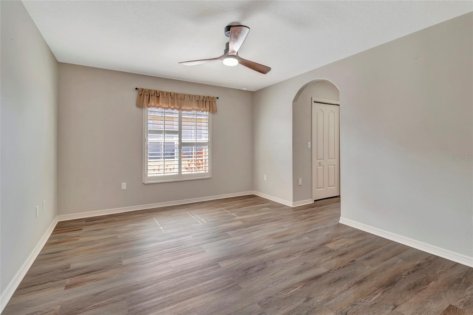 TWIN LAKES ESTATES - Residential