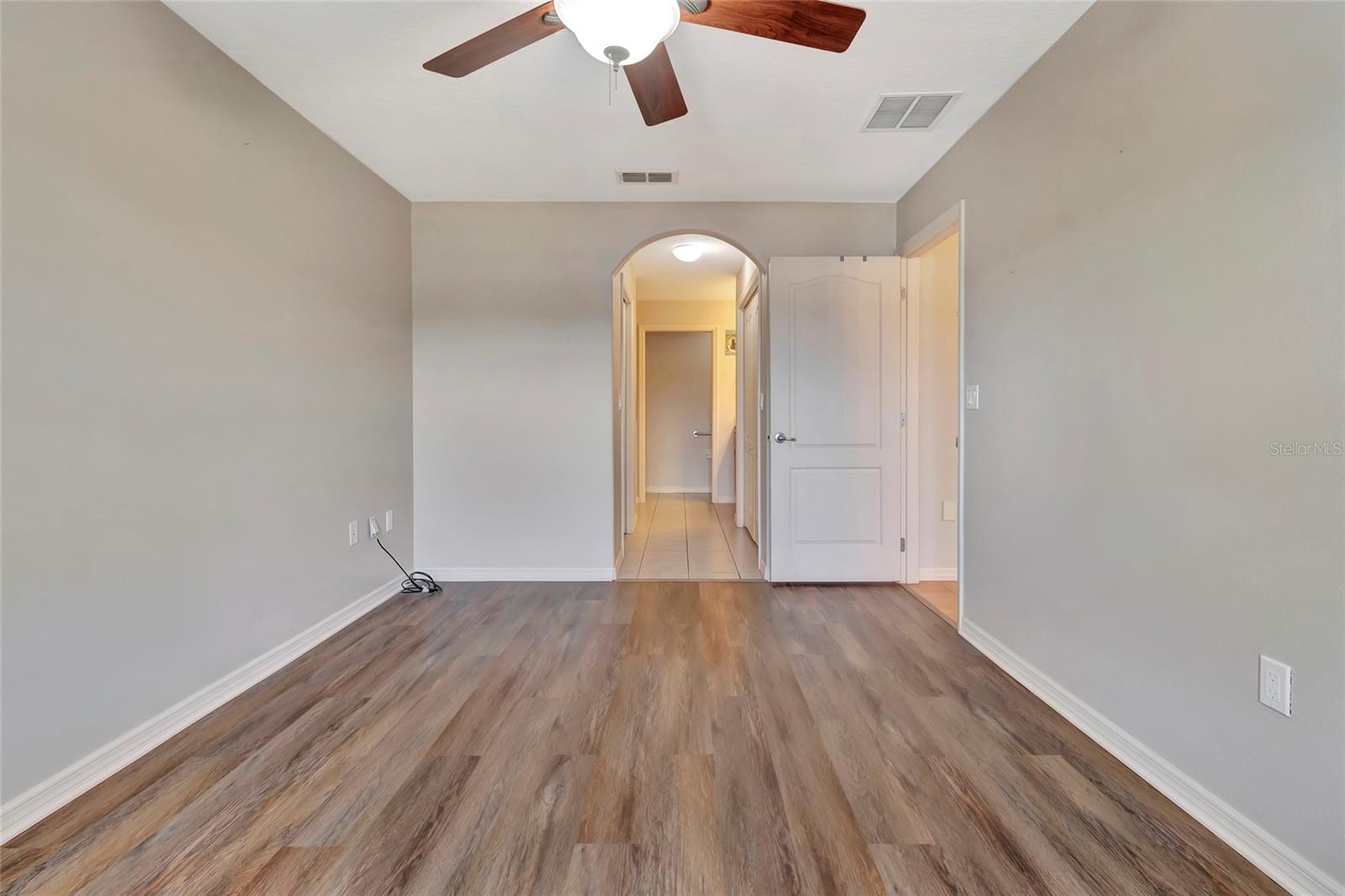 TWIN LAKES ESTATES - Residential