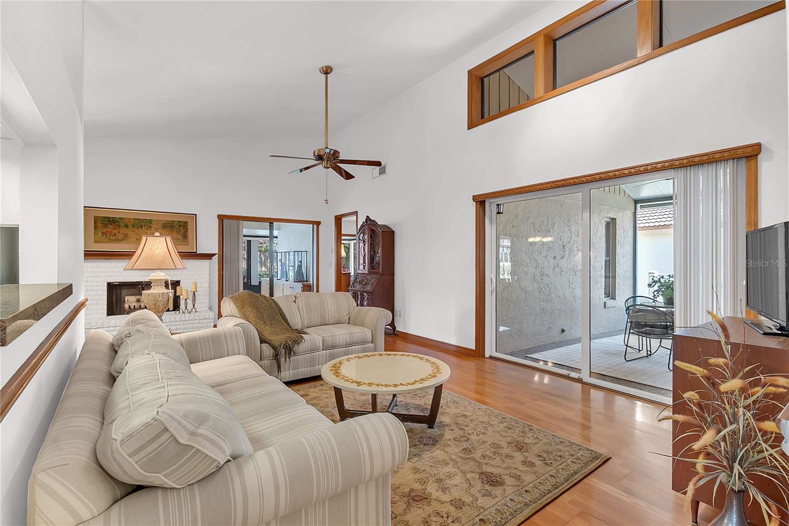 COUNTRY CLUB VILLAGE UNIT 1 - Residential