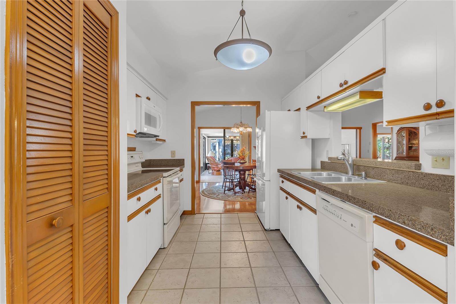 COUNTRY CLUB VILLAGE UNIT 1 - Residential