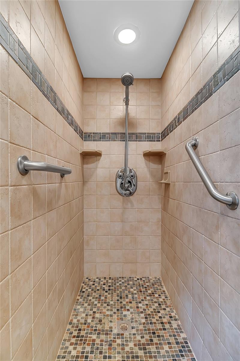 COUNTRY CLUB VILLAGE UNIT 1 - Residential