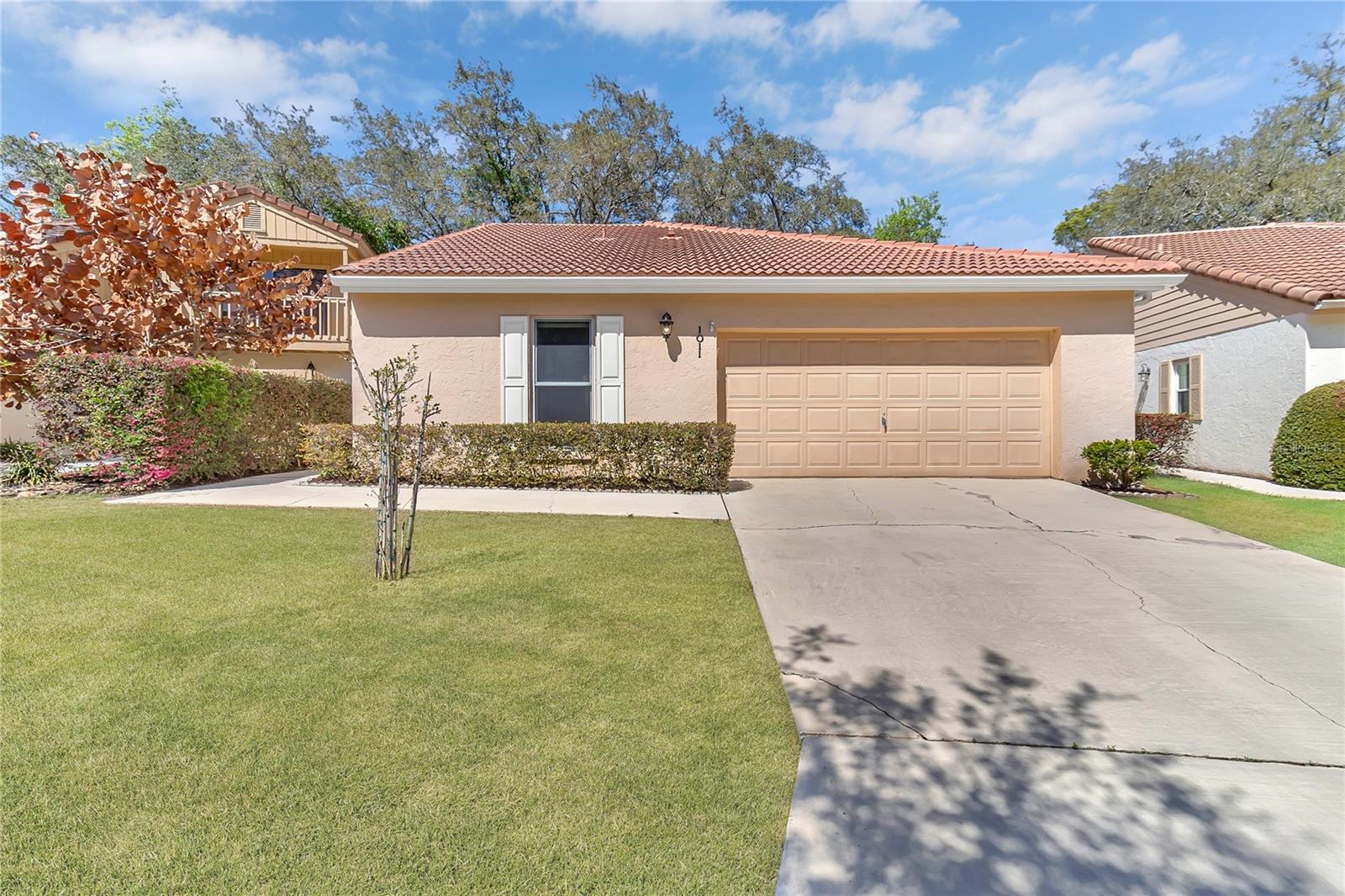 COUNTRY CLUB VILLAGE UNIT 1 - Residential