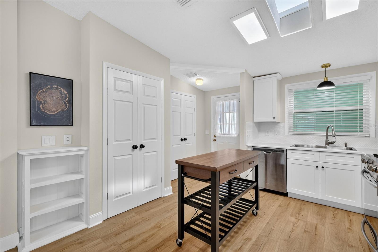 LADY LAKE ORANGE BLOSSOM GARDENS UNIT 07 - Residential