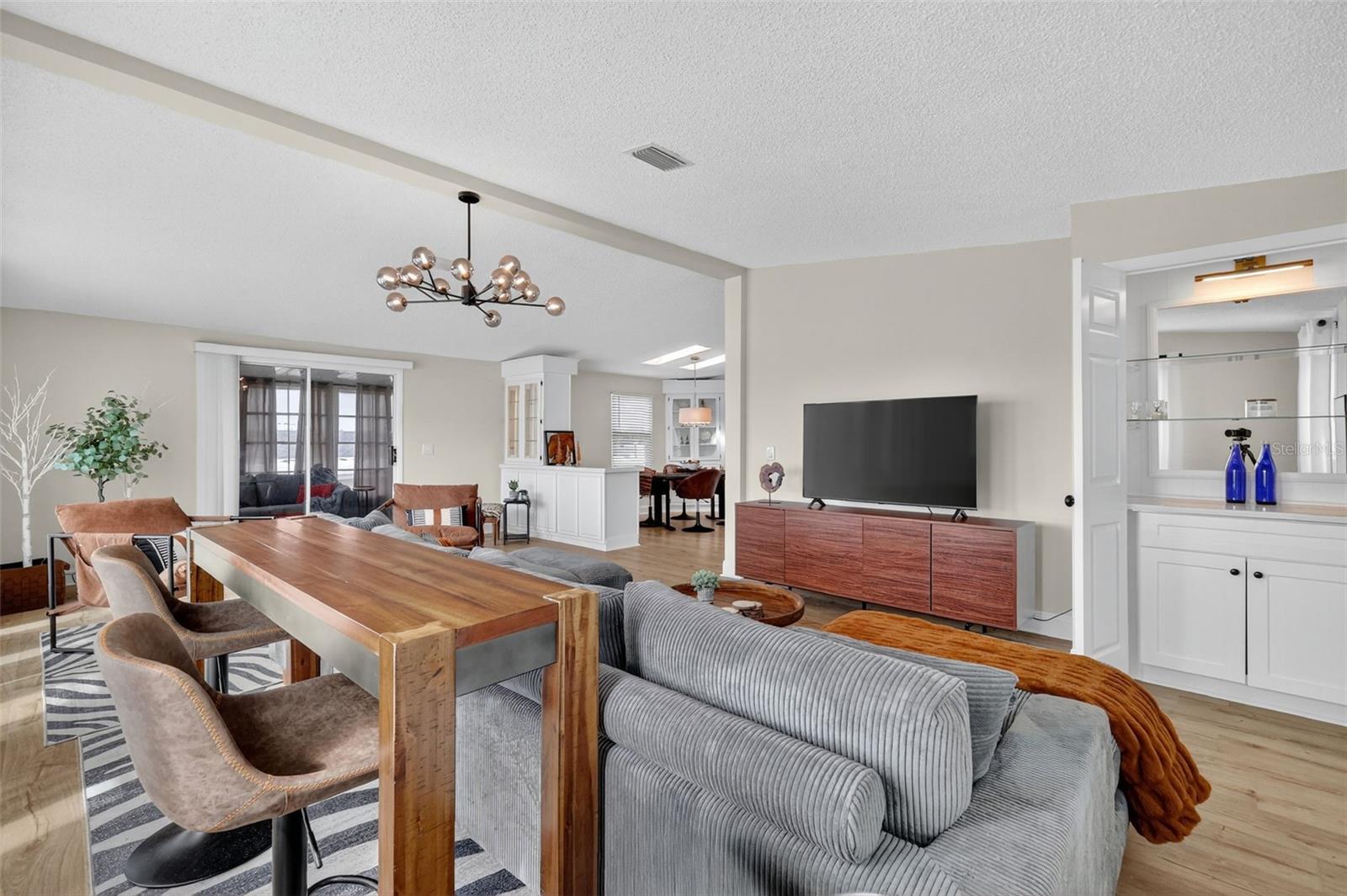 LADY LAKE ORANGE BLOSSOM GARDENS UNIT 07 - Residential