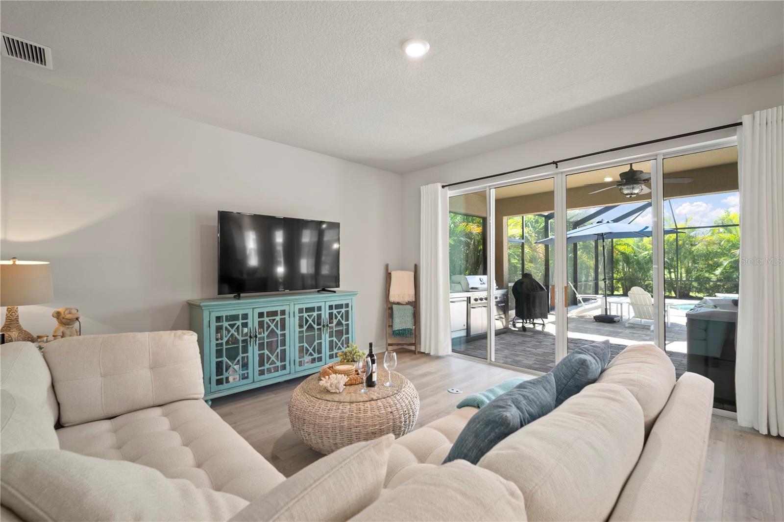 WATERSET PH 5A-2A - Residential Lease