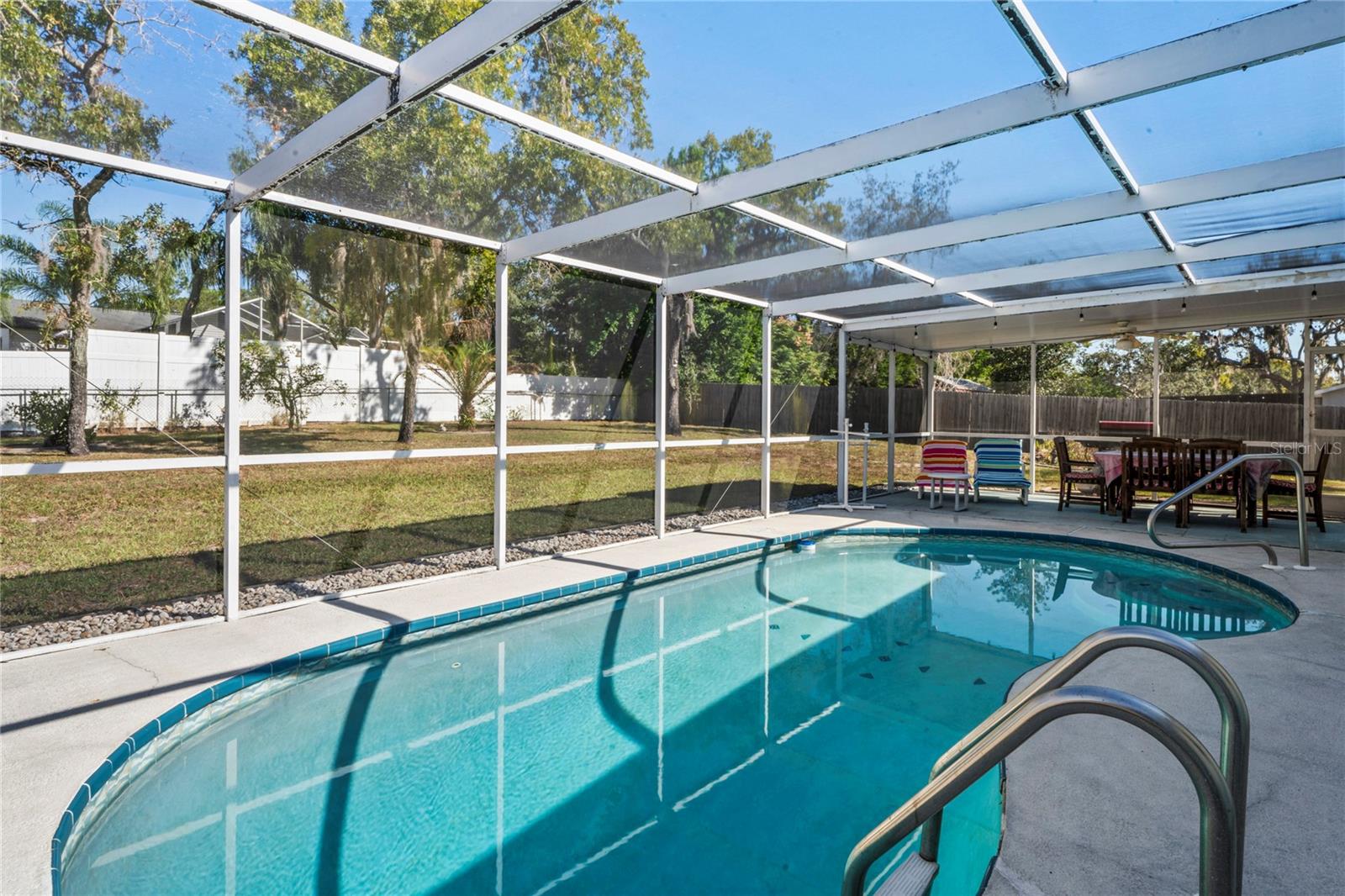 VOSS OAK LAKE ESTATE - Residential