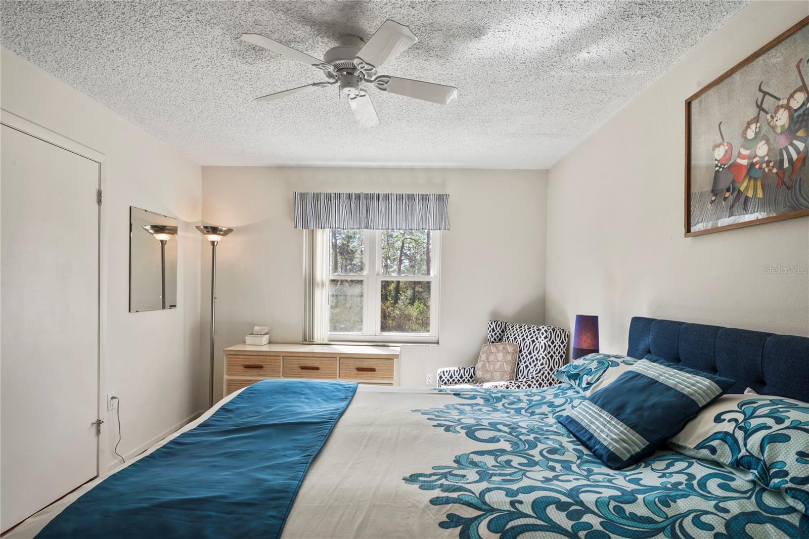 VOSS OAK LAKE ESTATE - Residential