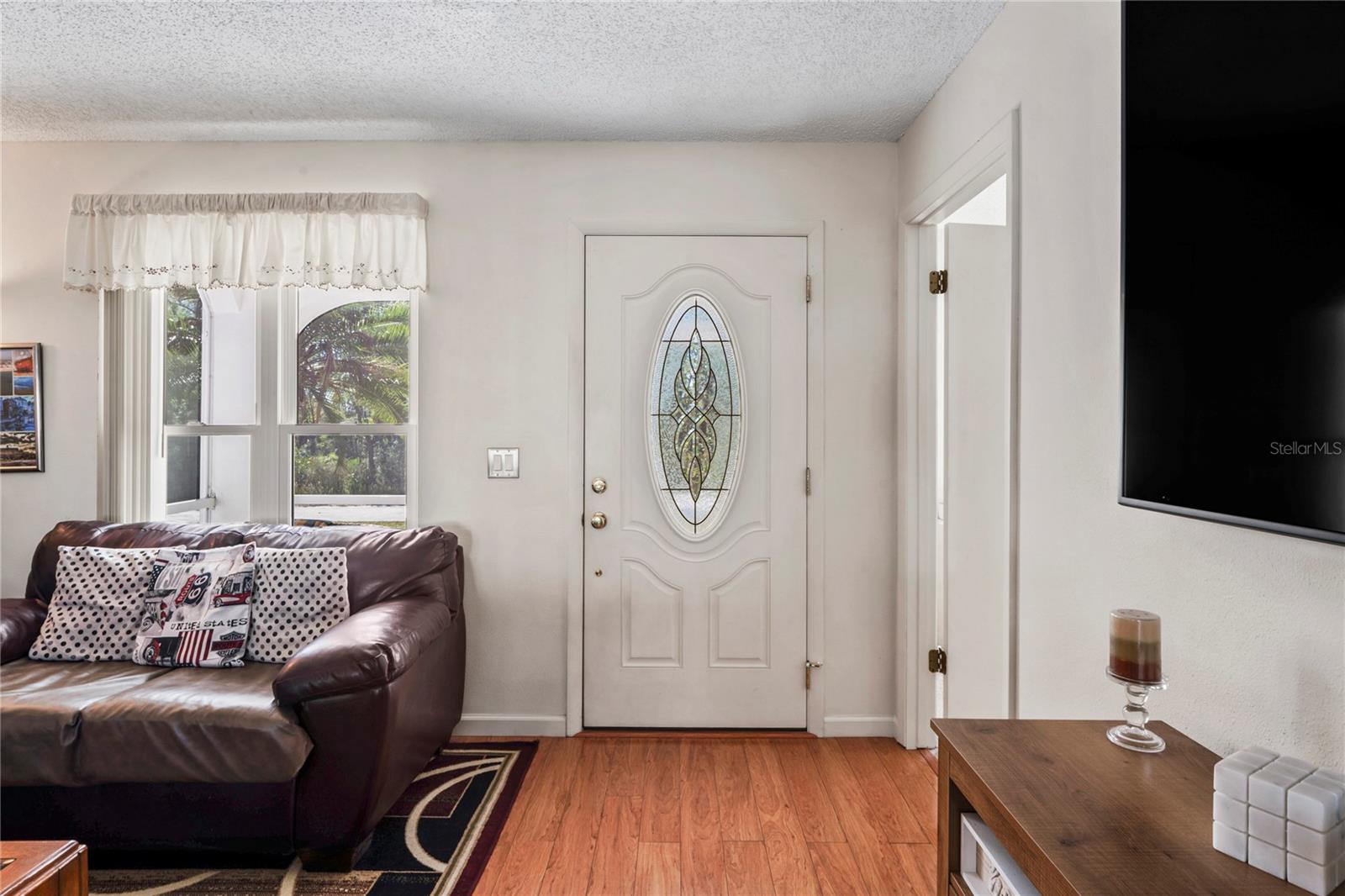 VOSS OAK LAKE ESTATE - Residential