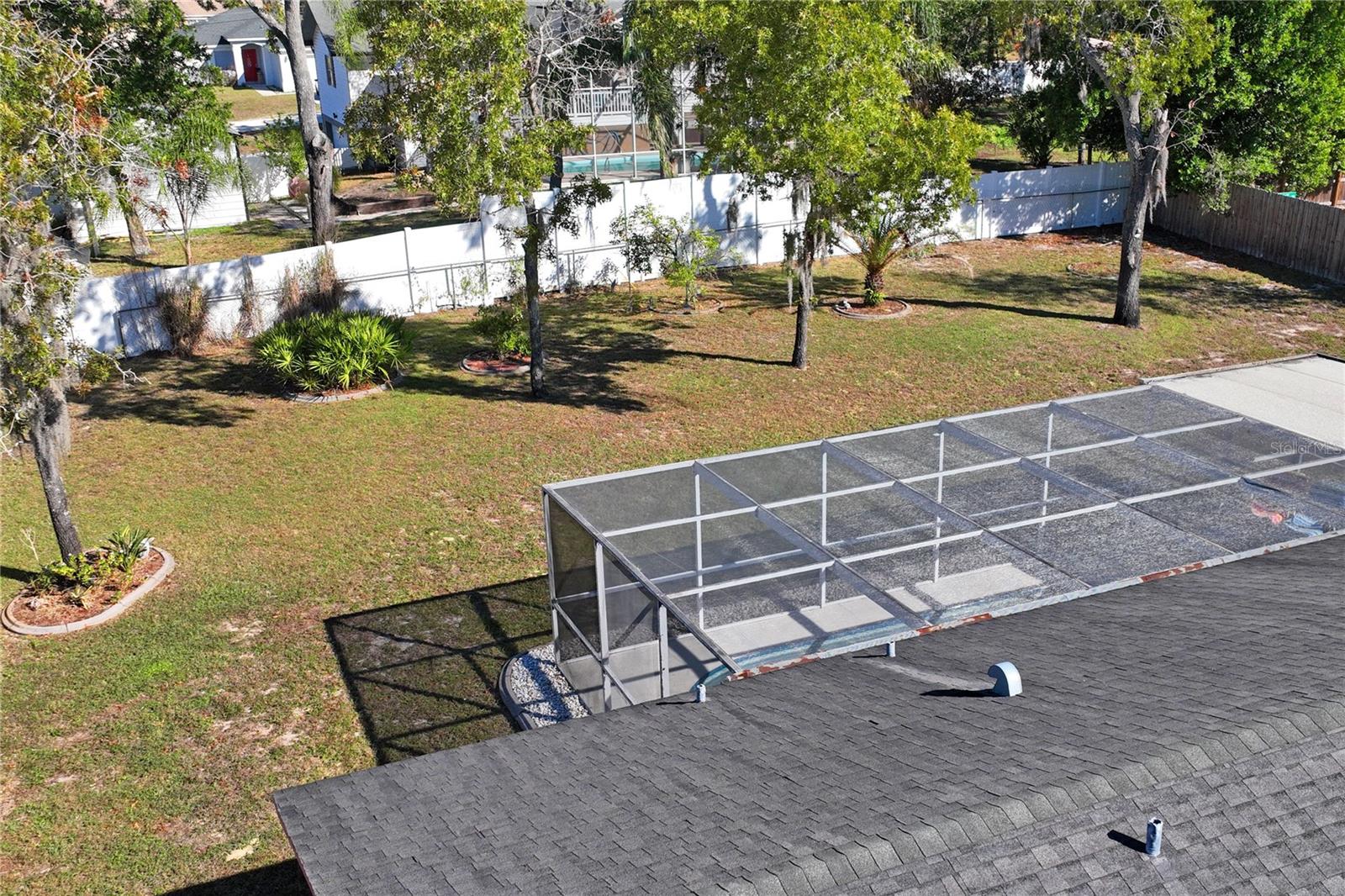 VOSS OAK LAKE ESTATE - Residential