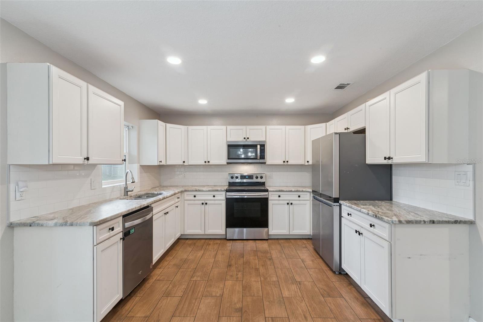 EUSTIS WEST LYNNHURST - Residential