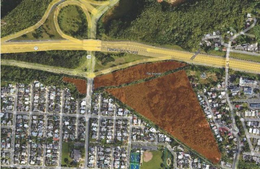 12 parcels of land for sale totaling about 18 cuerdas fronting the PR-22 expressway in Bayamon at the Las Arenas exit (PR-866). Zoned R-1. For Sale at $22,000,000. Next to the Monte Claro residential development and near Rio Hondo Mall, Plaza Del Sol Mall, and Costco. Photos are for location and illustration purposes and do not represent the shape of the parcels; their condition can vary, and the properties are subject to due dilligence by the prospective buyer. The sale is "as-is" and seller makes no representation of suitability of zoning, permits, access, utilities, etc.