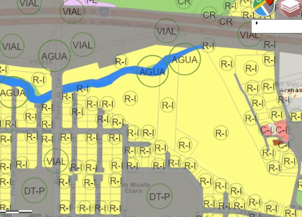 BAYAMON 18 CUERDAS IN FRONT OF PR 22 - Land