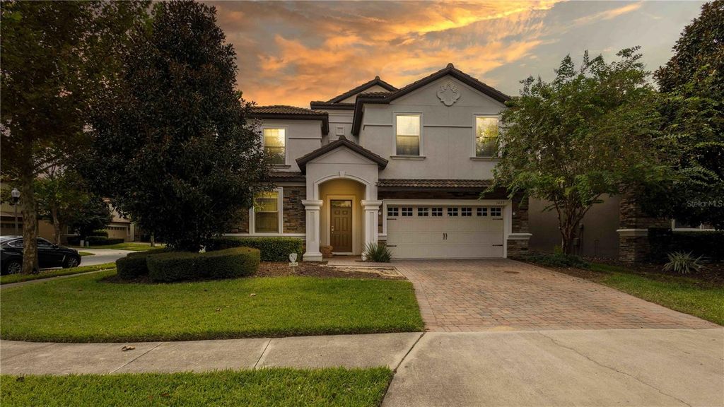 Photo of 1427 Moon Valley Drive, Davenport, FL 33896 (MLS # O6339905)