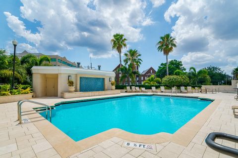 A home in TAMPA