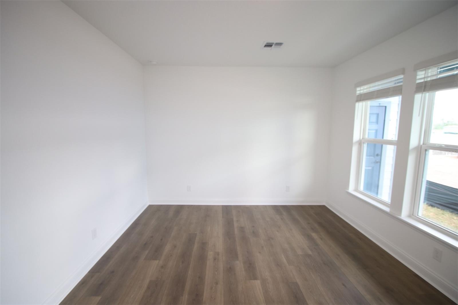 WESLYN PARK - Residential