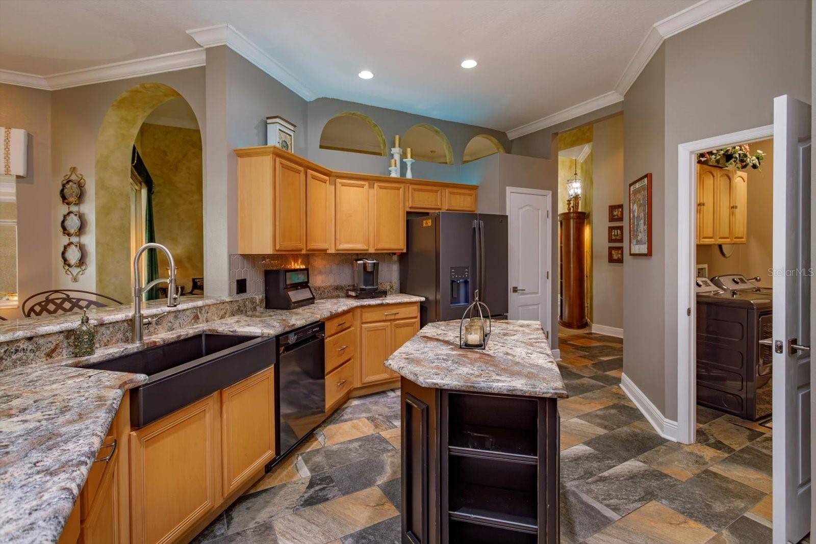 536 AVON GLADE PLACE