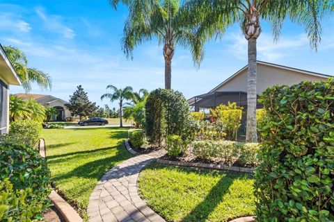 A home in LAKE WALES