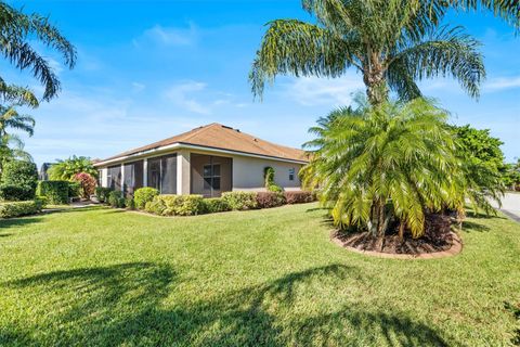 A home in LAKE WALES