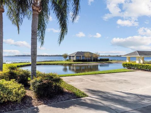 A home in LAKE WALES