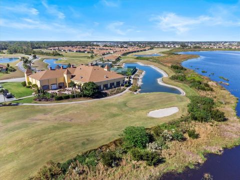 A home in LAKE WALES