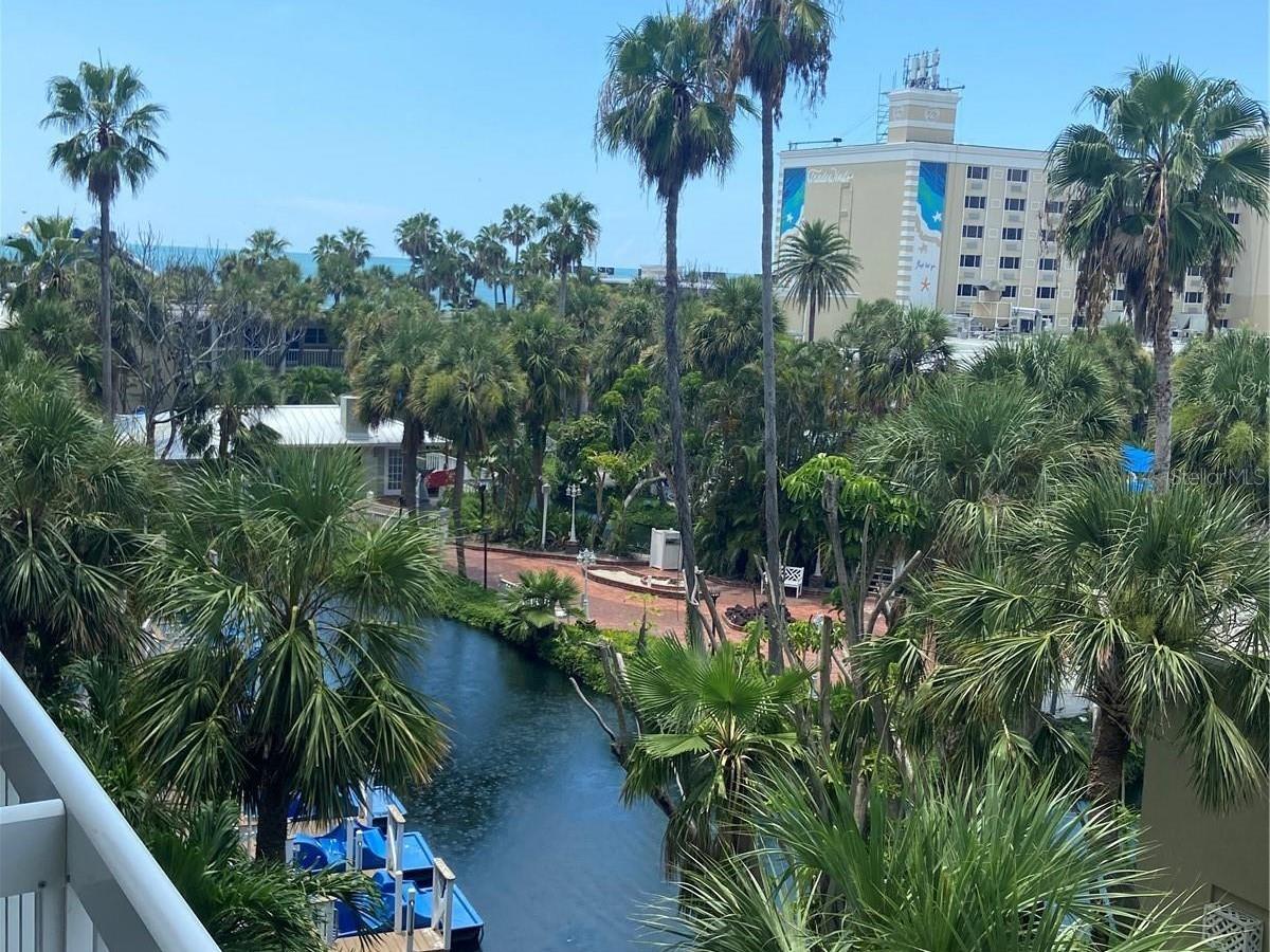 5500 GULF BOULEVARD 4256