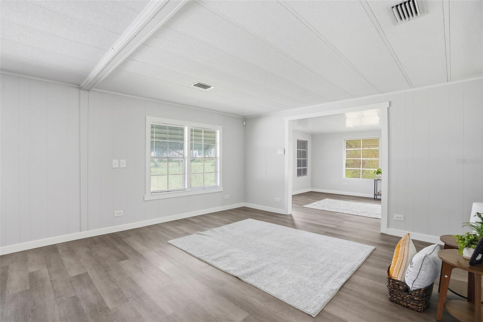 GARDEN GROVE - Residential