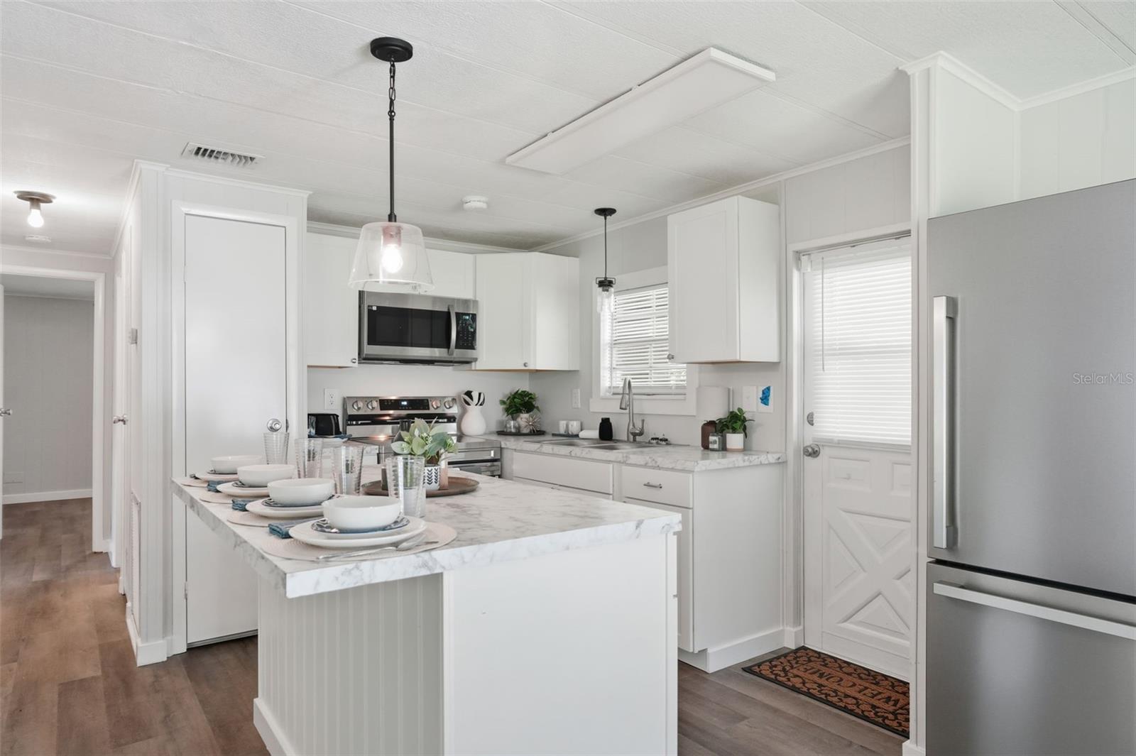 GARDEN GROVE - Residential