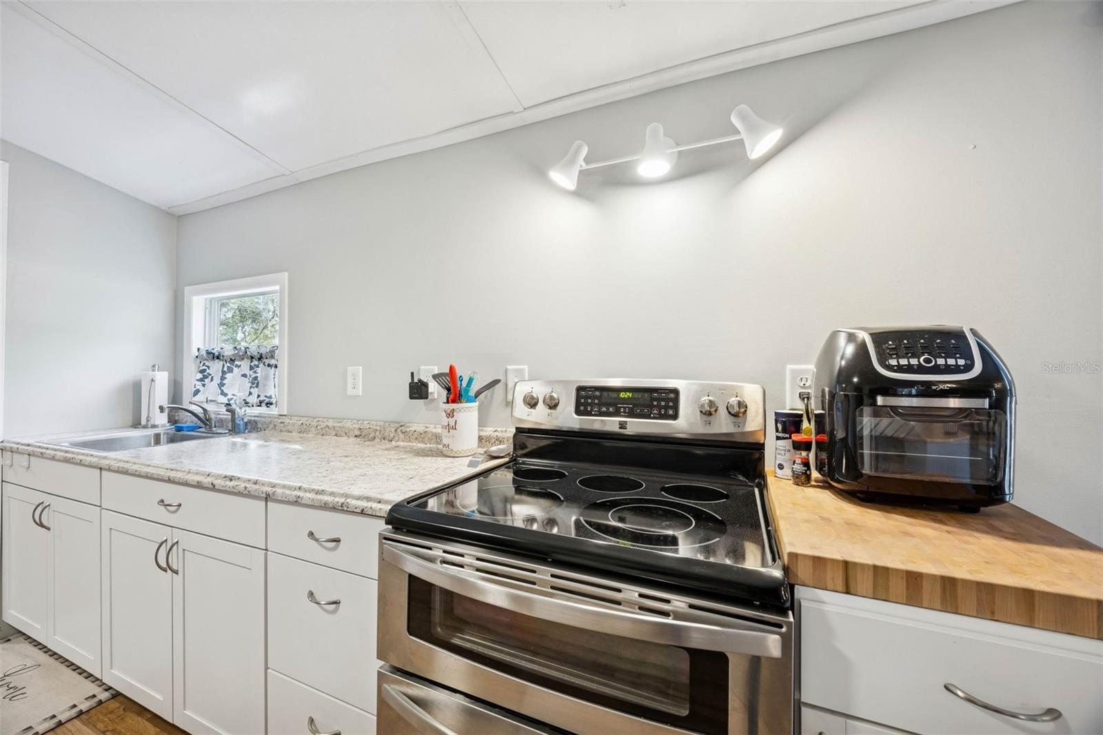 D ACOSTA GRANT - Residential