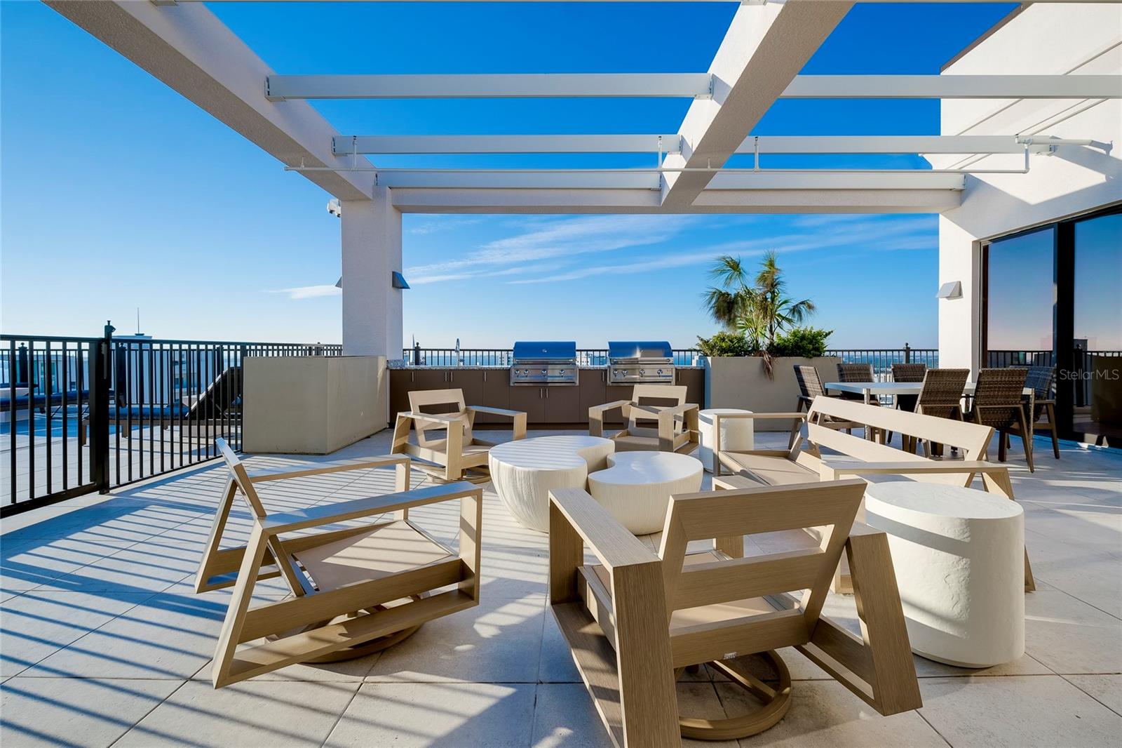 THE DEMARCAY - Residential