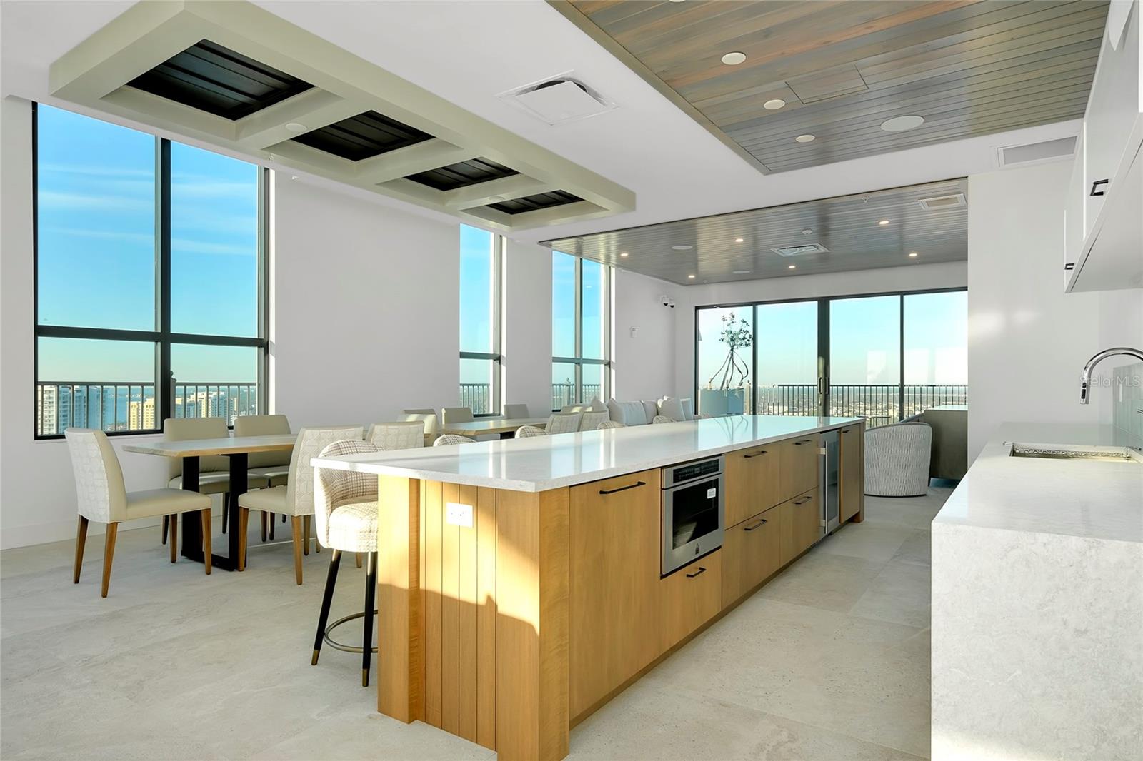 THE DEMARCAY - Residential