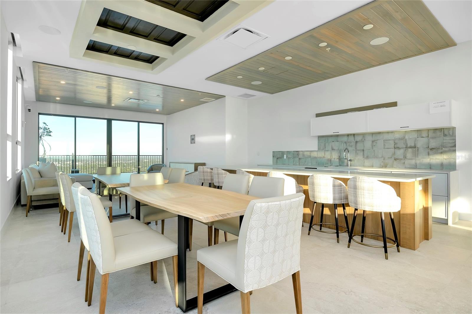 THE DEMARCAY - Residential