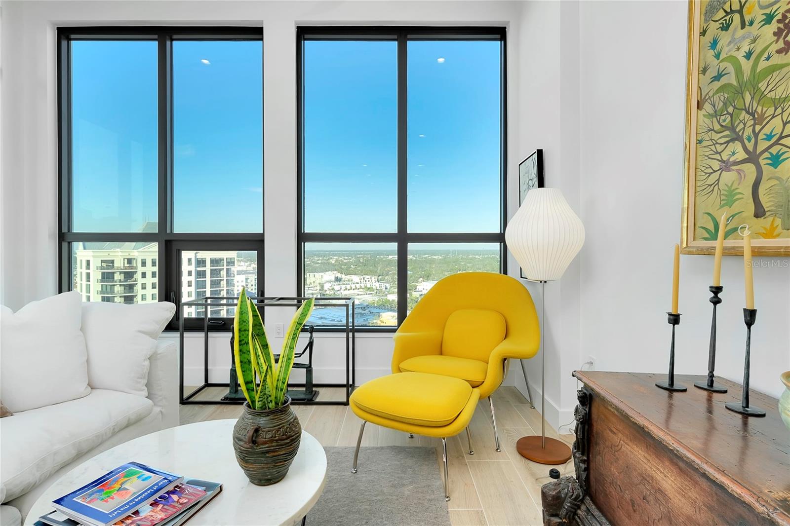 THE DEMARCAY - Residential