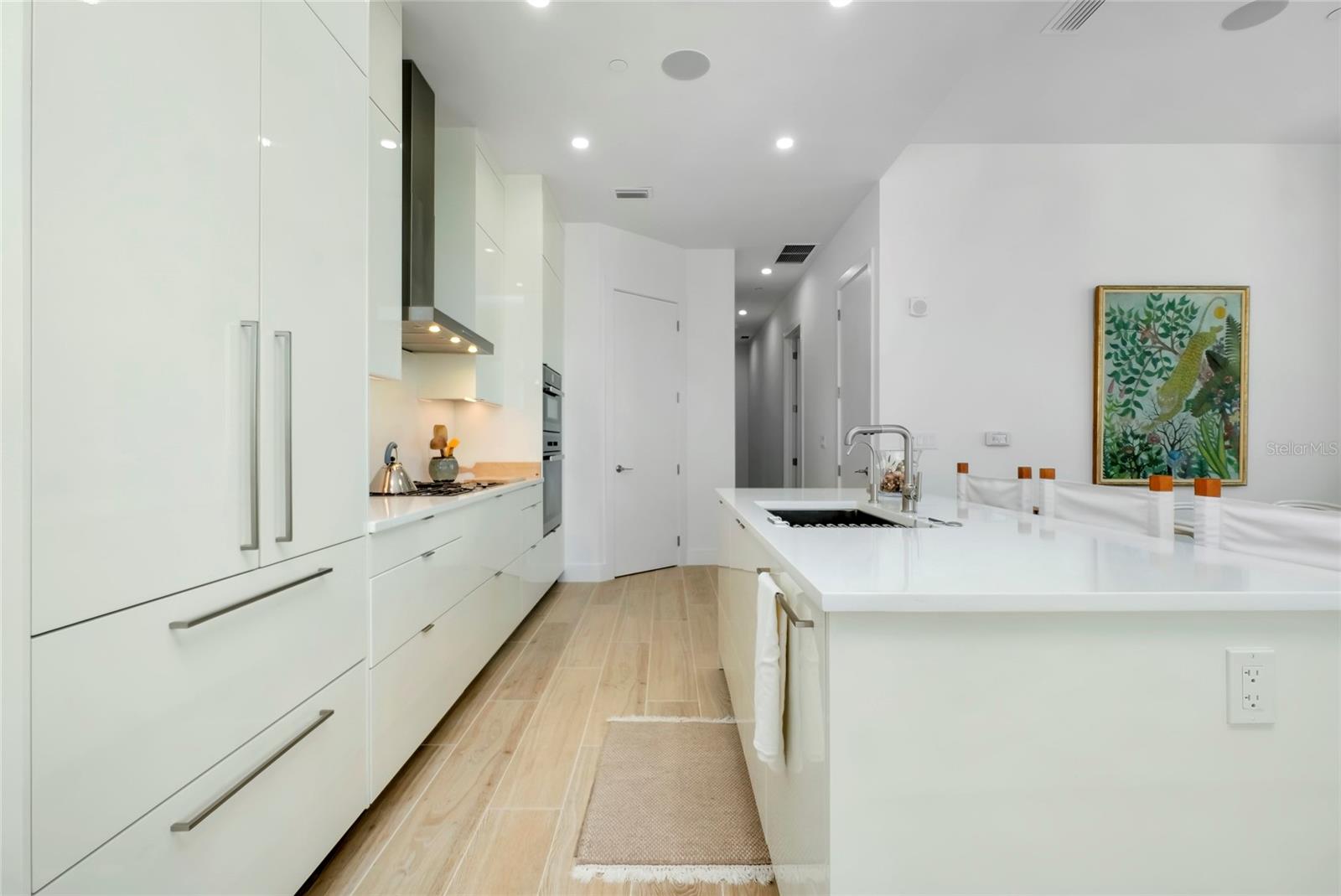 THE DEMARCAY - Residential