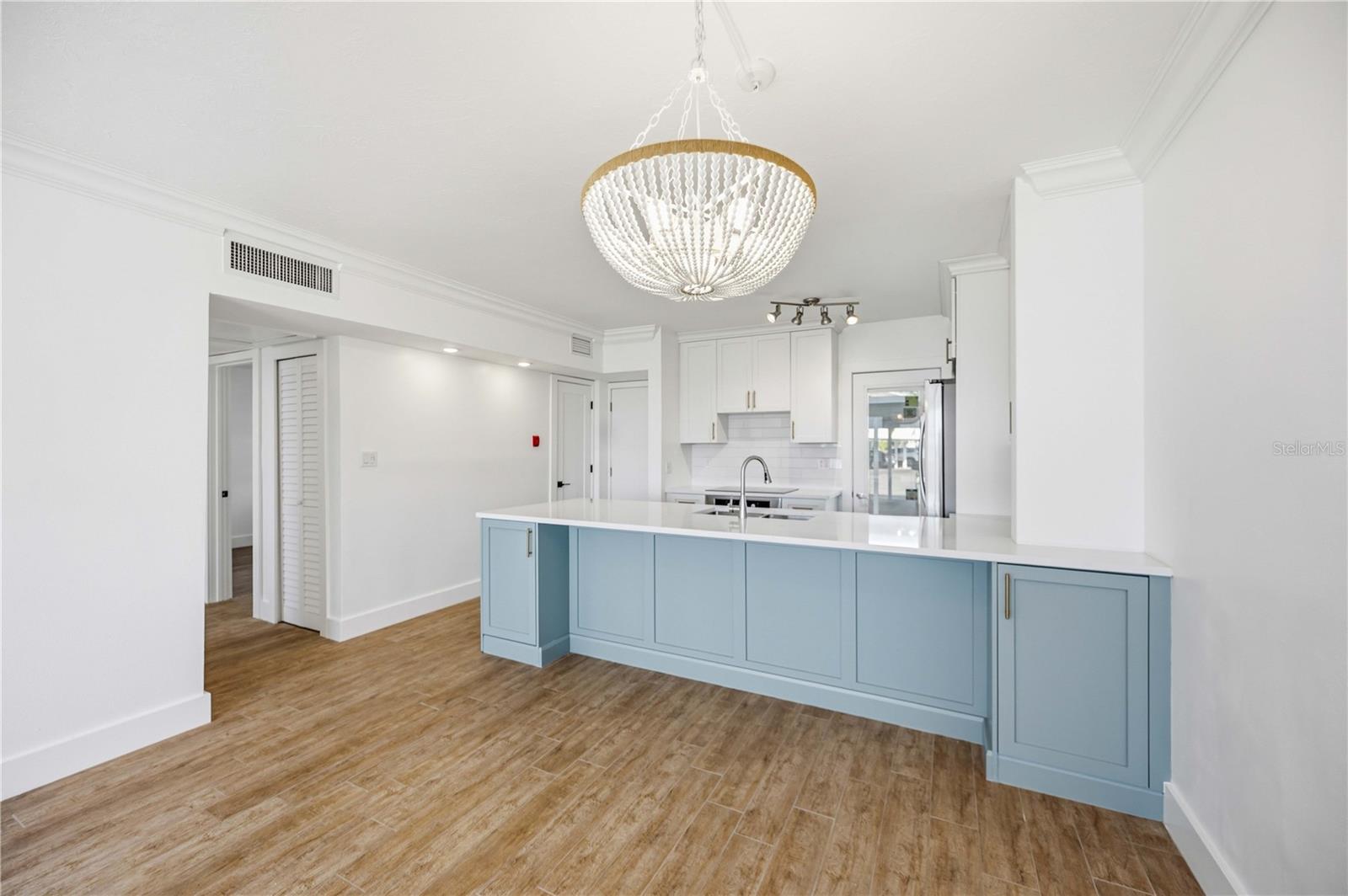 SARASOTA HARBOR EAST - Residential