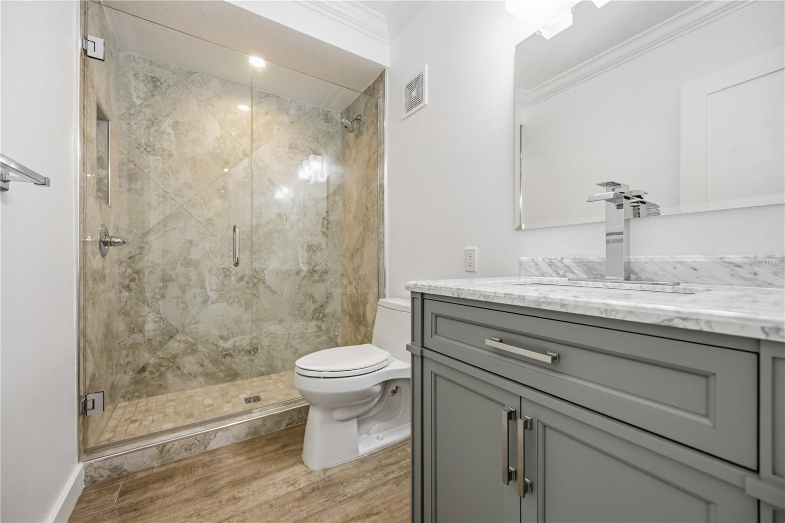 SARASOTA HARBOR EAST - Residential