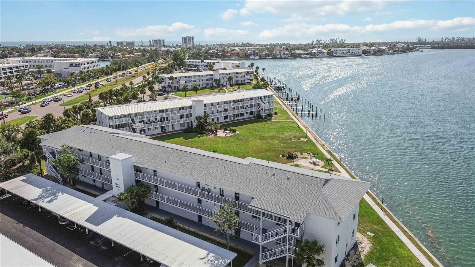 SARASOTA HARBOR EAST - Residential
