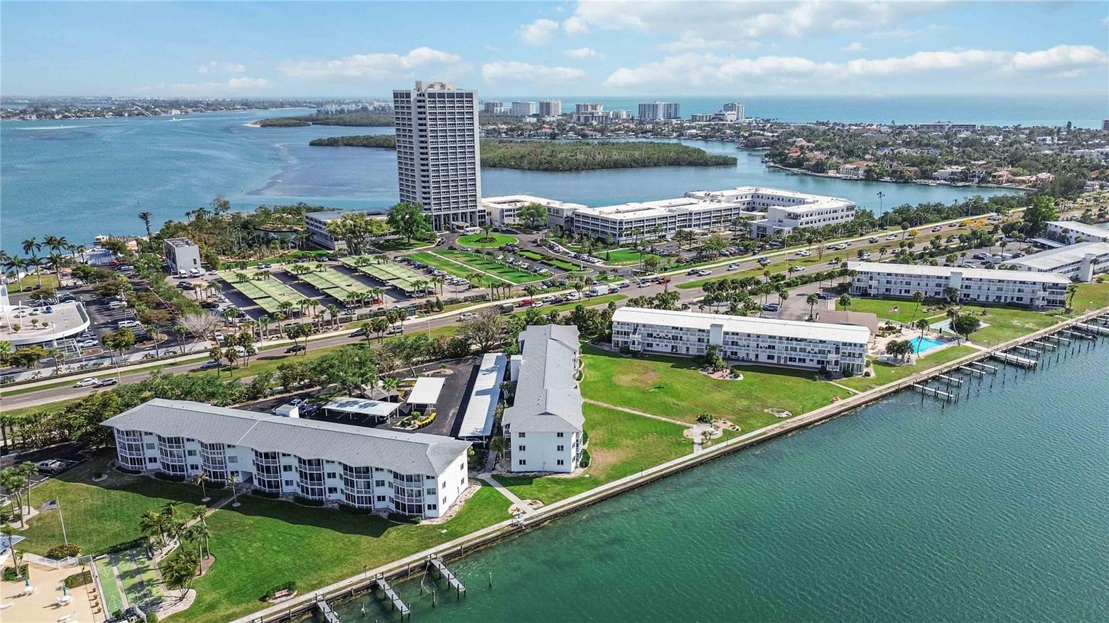 SARASOTA HARBOR EAST - Residential
