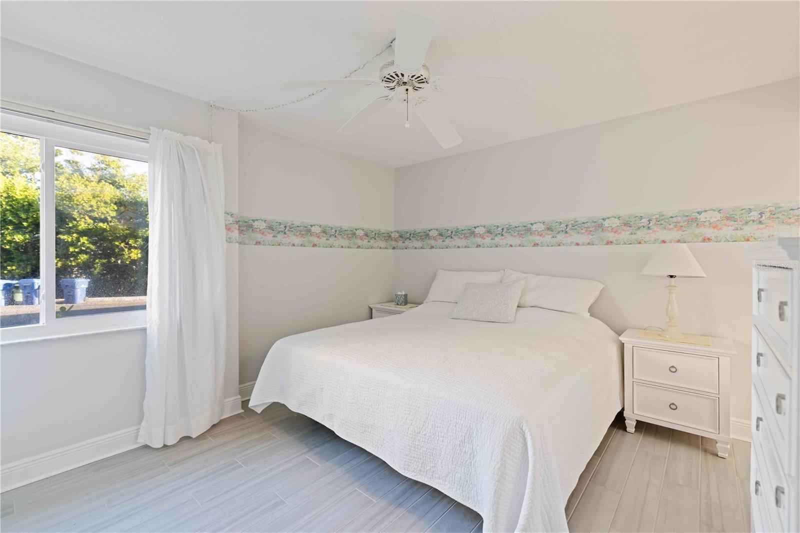 LYONS COVE - Residential