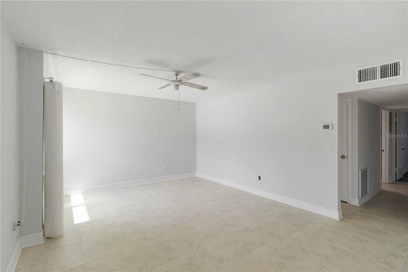 LYONS COVE - Residential