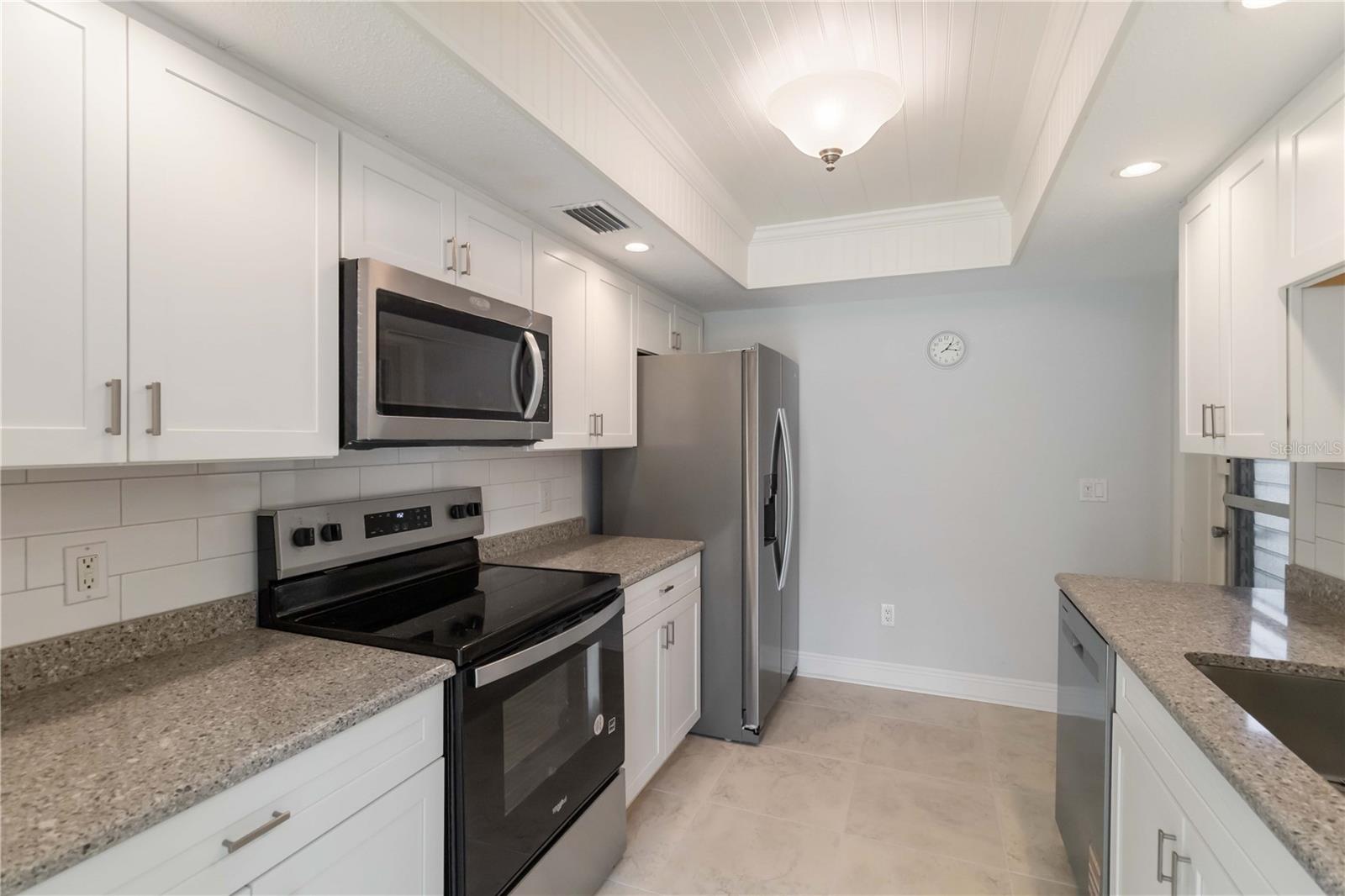 LYONS COVE - Residential