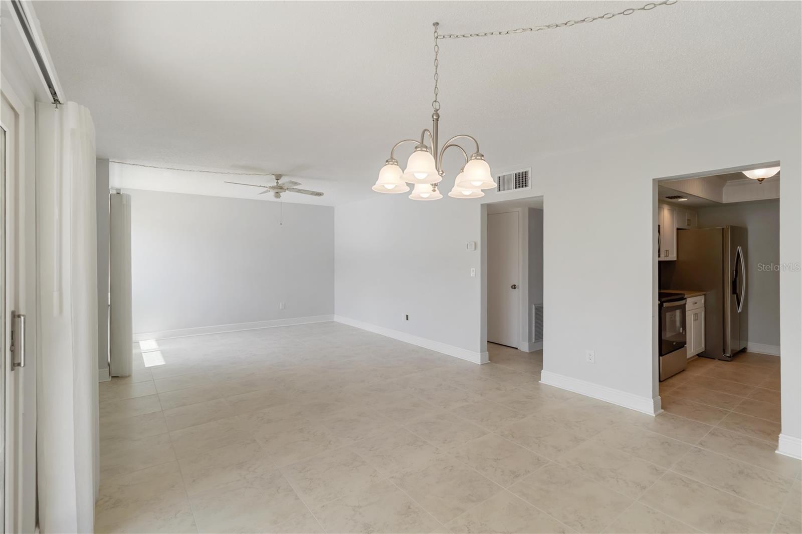 LYONS COVE - Residential