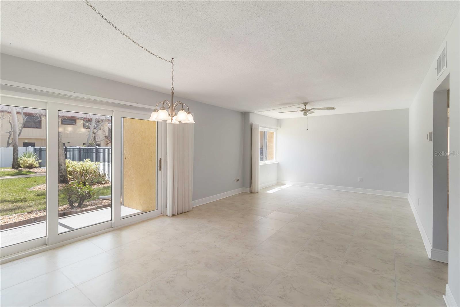 LYONS COVE - Residential