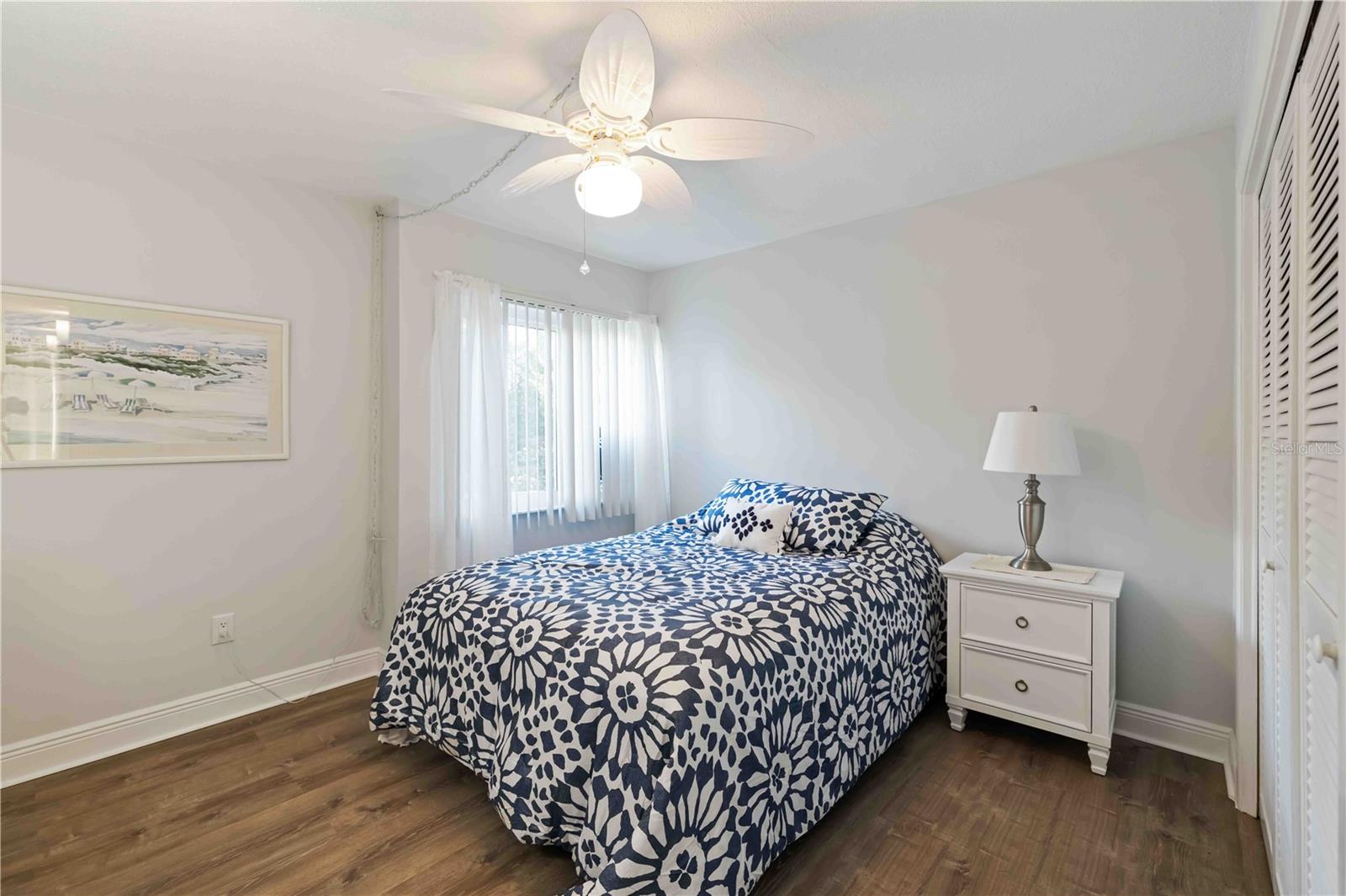 LYONS COVE - Residential