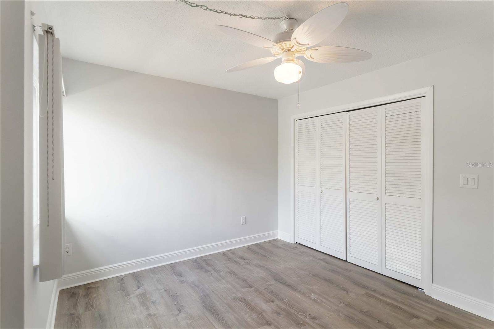 LYONS COVE - Residential