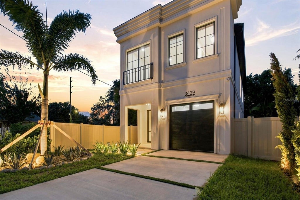 Photo of 3429 W Palmetto Street, Tampa, FL 33607 (MLS # TB8545325)