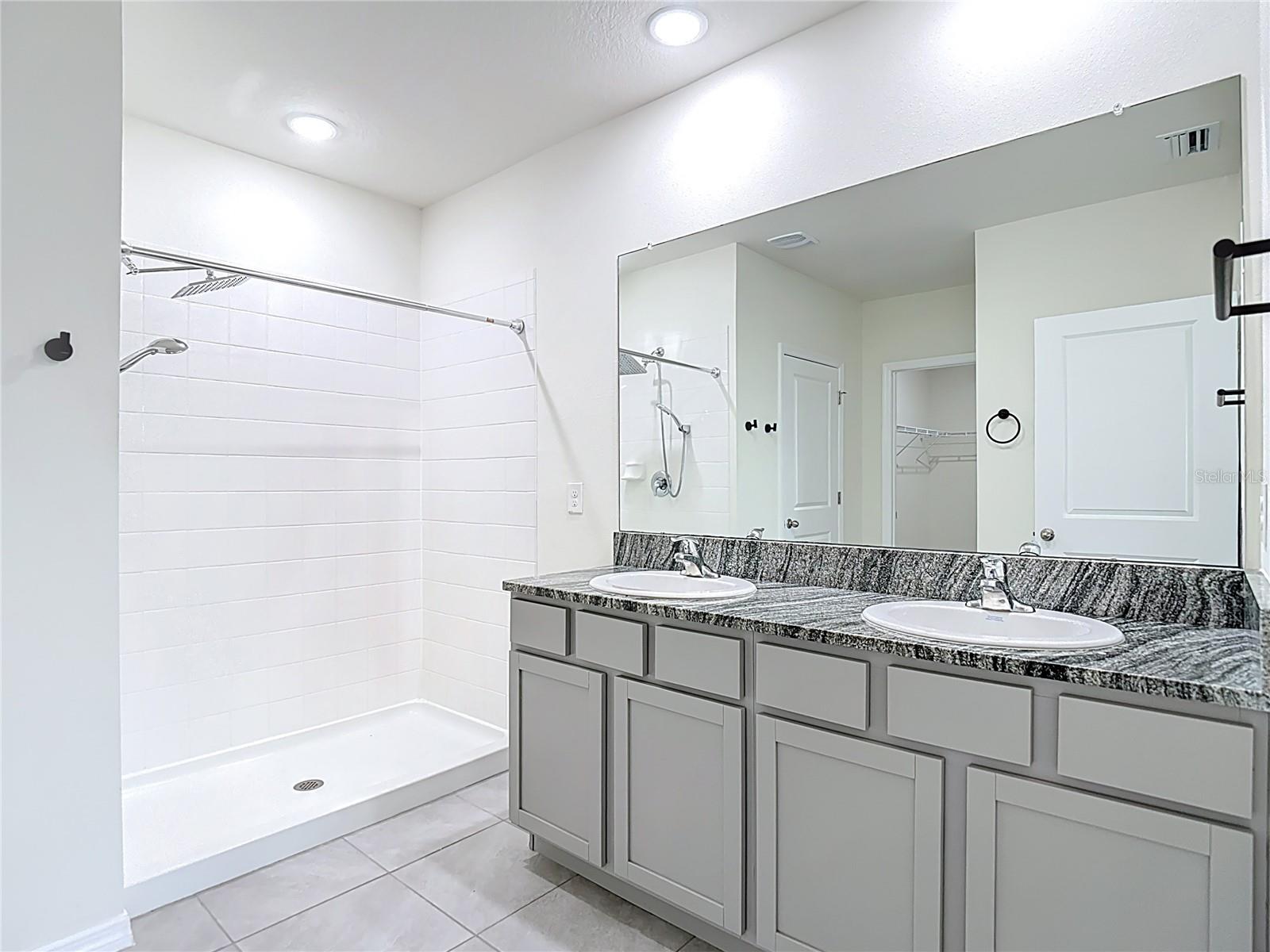 ASHBERRY VILLAGE PH 2A - Residential Lease