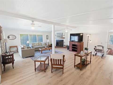 Tiny photo for 6 Big Oak Lane, Wildwood, FL 34785 (MLS # G5119316)