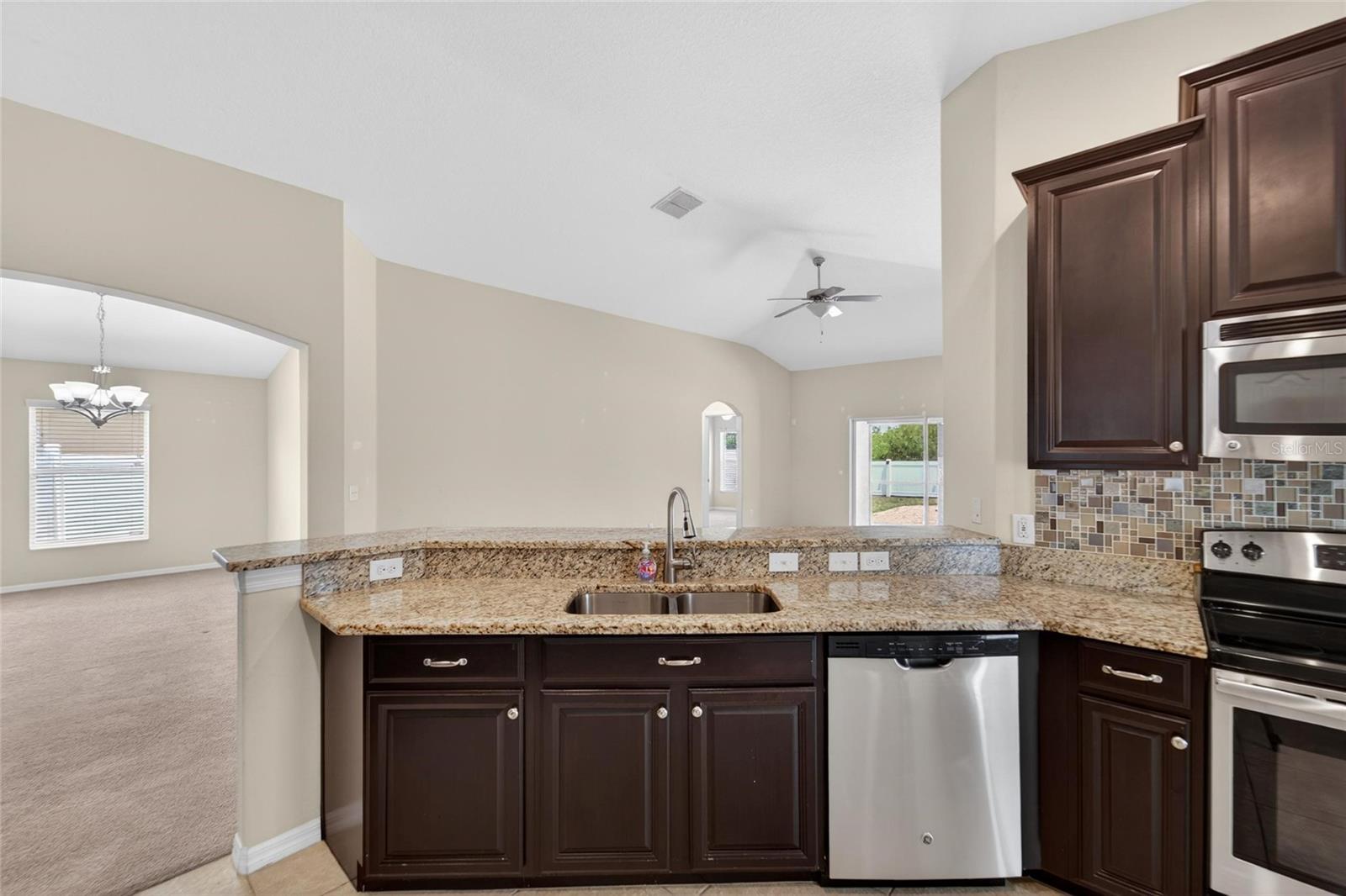 TRIPLE CREEK - Residential